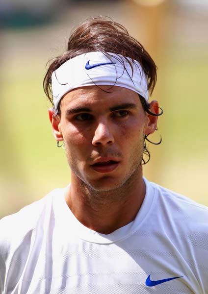 九游体育-纳达尔回归赛场，绝杀首场状态亮眼，勇士观众沸腾！